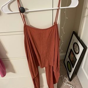 Loose, open back top